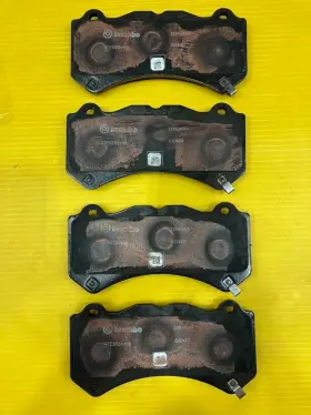 Brembo 68525329ac 21-23 Charger Challenger Srt And Hellcat Front Brake Pads Br7 6 Pistons Oem