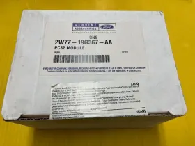 Ford 2w7z-19g367-aa Genuine Accessories 2002-2006 Pc32 Module Sealed Oem