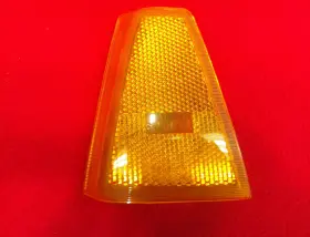 16505039 General Motors New Gm Oem Light / Lamp Left Old Stock