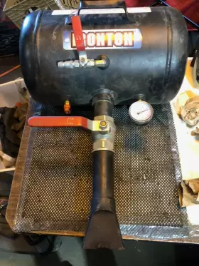 54411 Ironton 5 Gallon Air Tire Bead Seater Blaster Tool Seating Inflator Truck