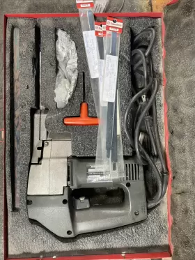8432 Magnum Equalizer Electric Windshield Removal Tool #8432 With Replacement Blades