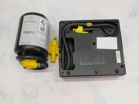 A0005838305 Mercedes-benz Genuine Oem Tirefit Tire Sealant With Air Pump 430 Ml