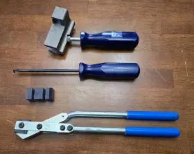 04310000 Sykes-pickavant 4310000 Door Skin Crimping Tool And D-mag Removal Set